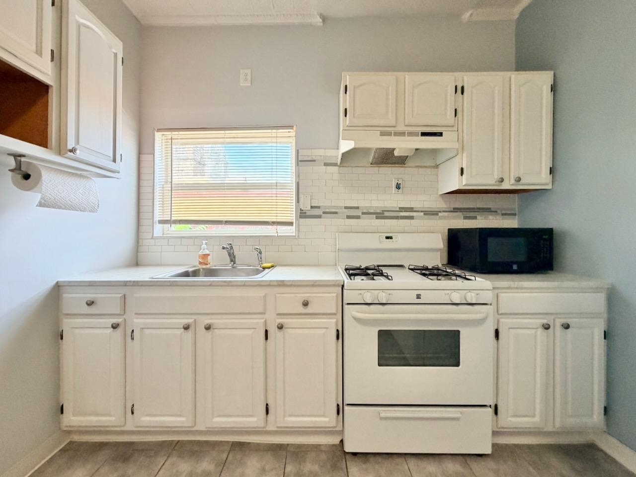 514 MONASTERY PL Unit: 1R