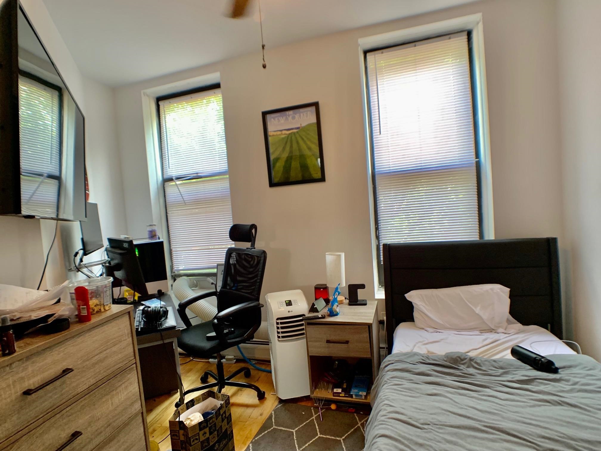 912 WASHINGTON ST Unit: 3