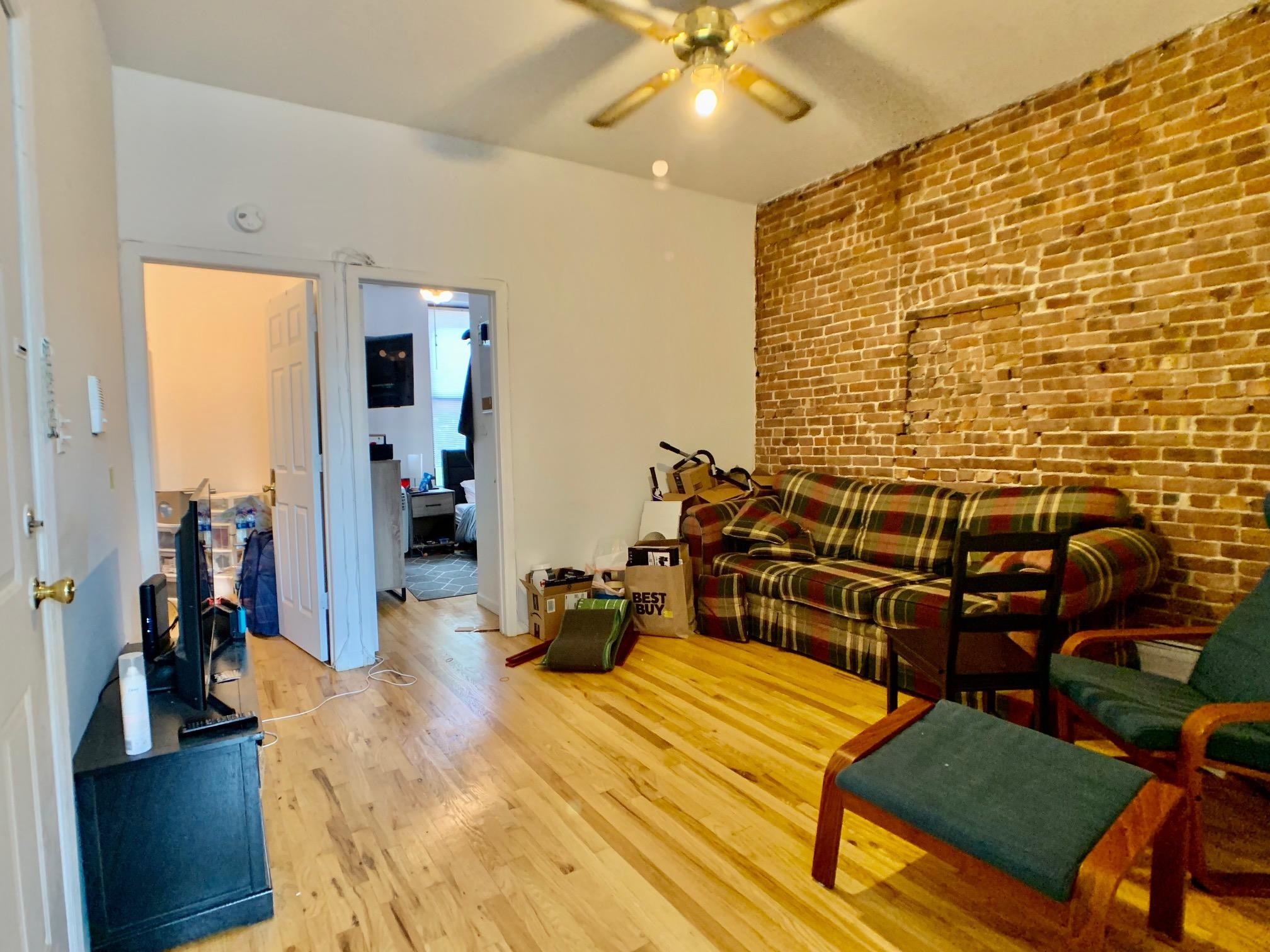 912 WASHINGTON ST Unit: 3