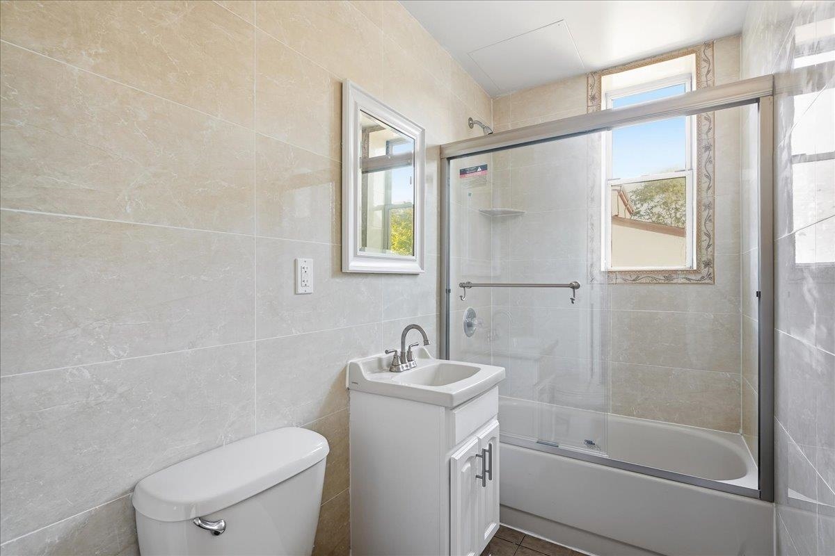 3-5 POTTER PL Unit: 5B