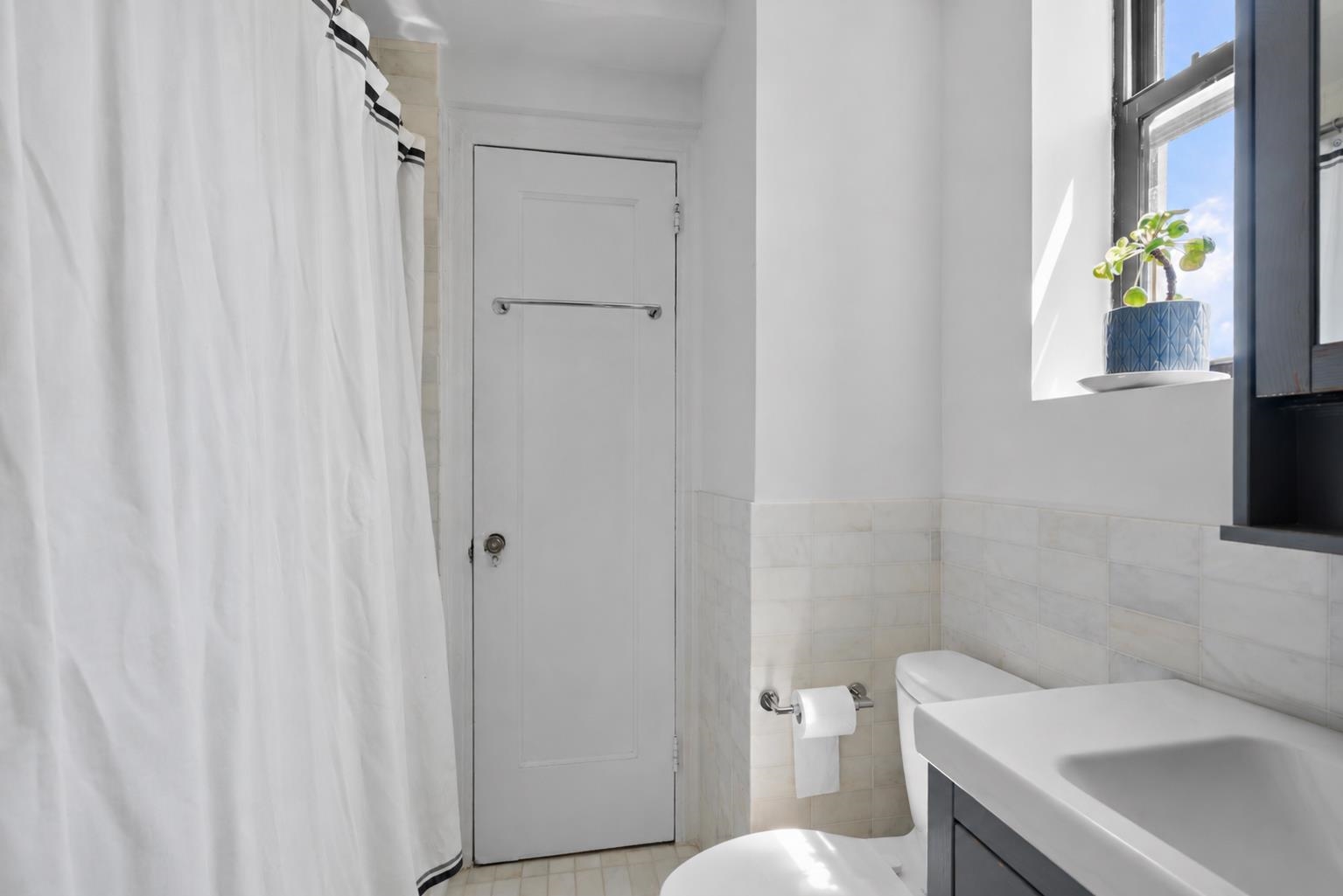 50 GLENWOOD AVE Unit: 410