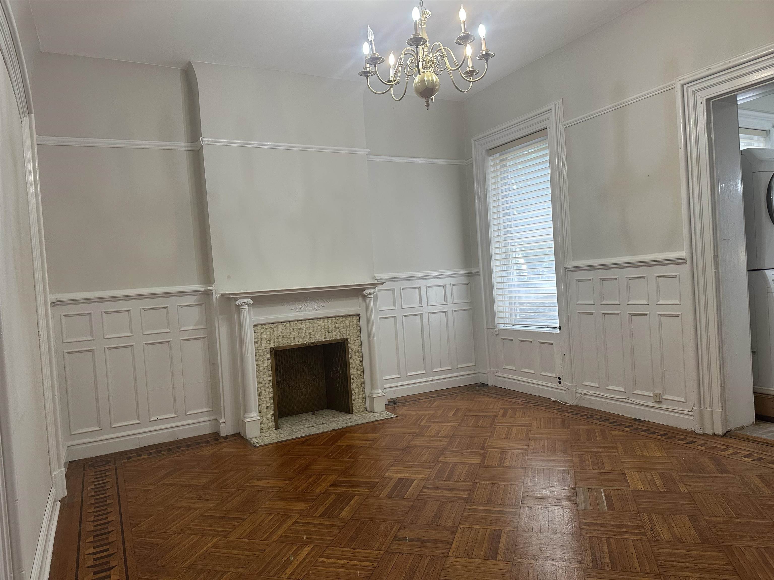 710 HUDSON ST Unit: 2
