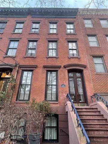 710 HUDSON ST Unit: 2