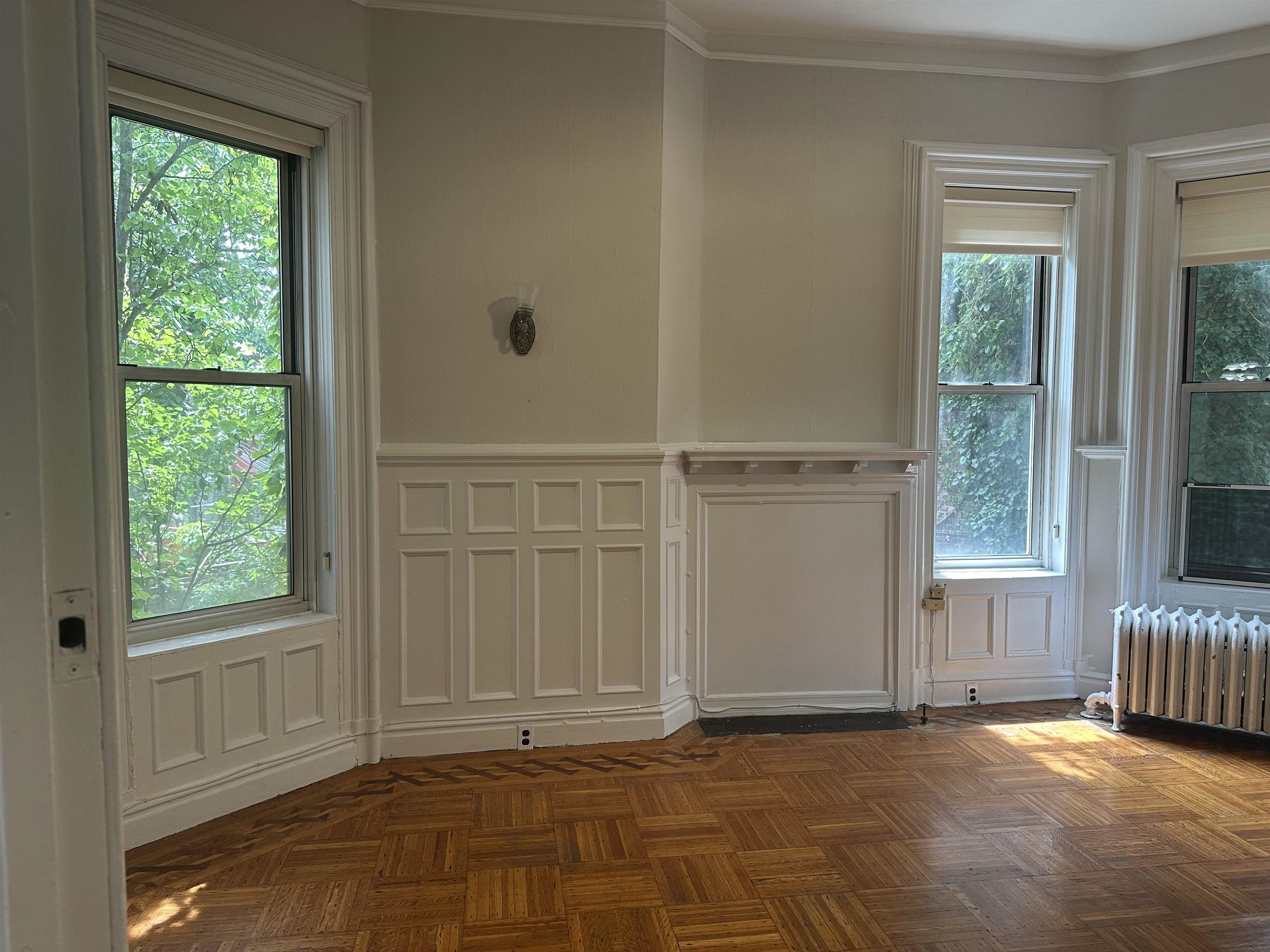 710 HUDSON ST Unit: 2