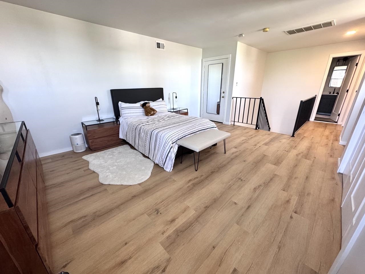 200 CENTRAL AVE Unit: D2
