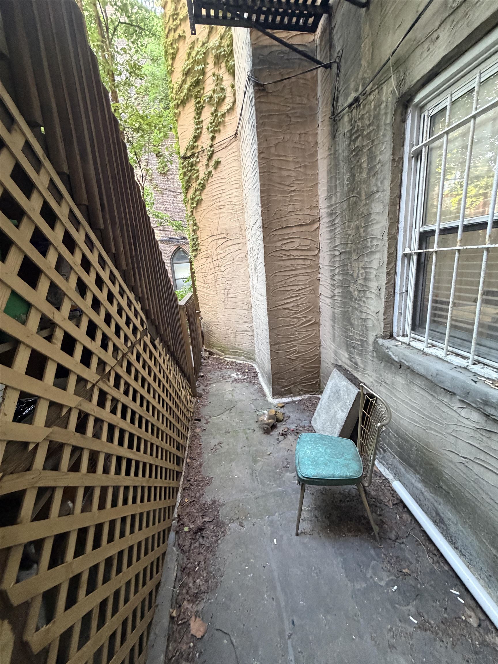 710 HUDSON ST Unit: 1