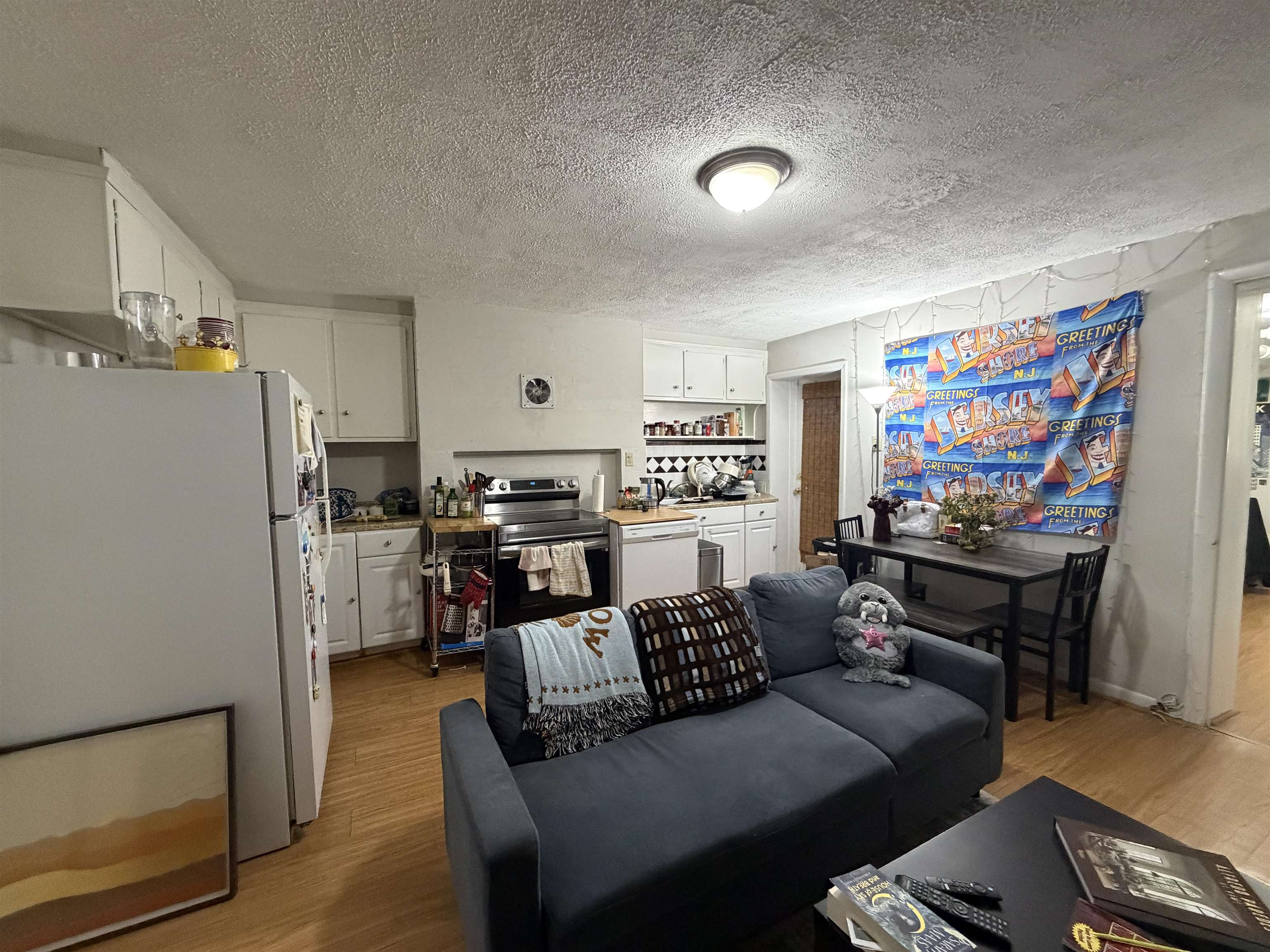 710 HUDSON ST Unit: 1