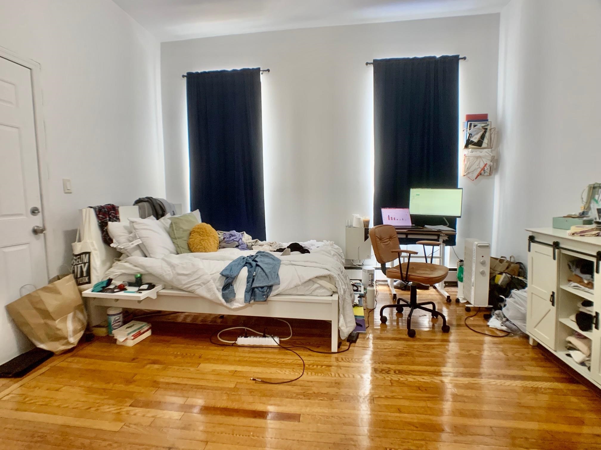 206 4TH ST Unit: 1F