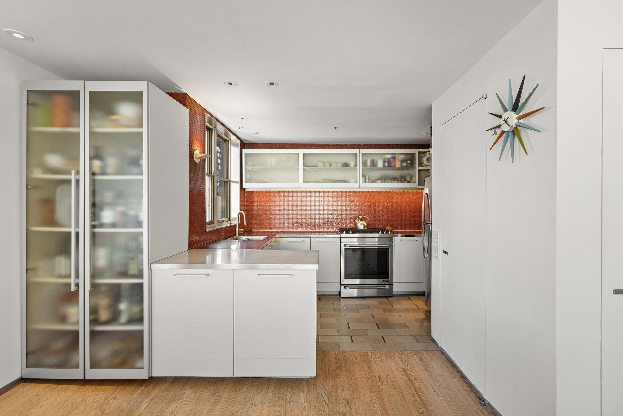 80 BLOOMFIELD ST Unit: 6A