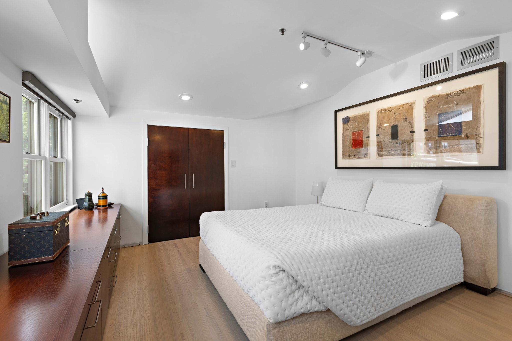 80 BLOOMFIELD ST Unit: 6A