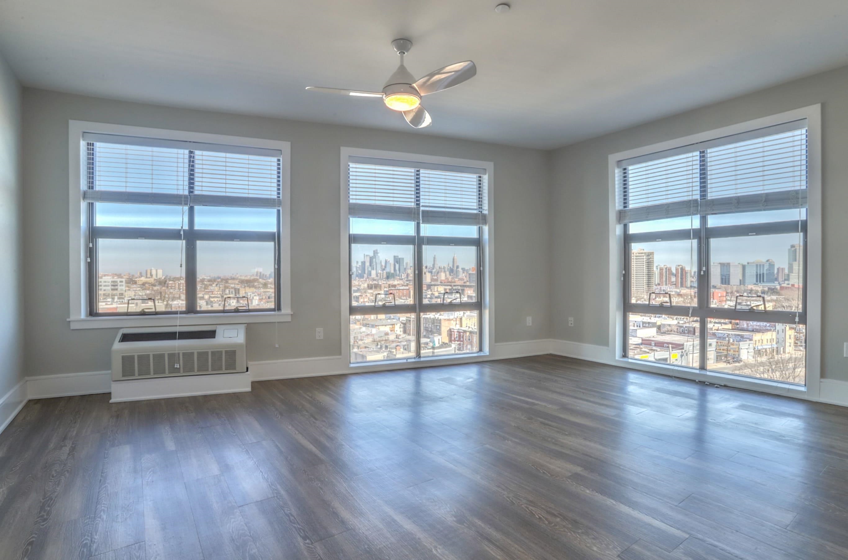 32 OAKLAND AVE Unit: 1406