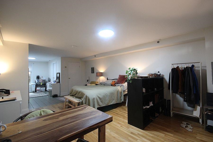 317-319 BLOOMFIELD ST Unit: 1L