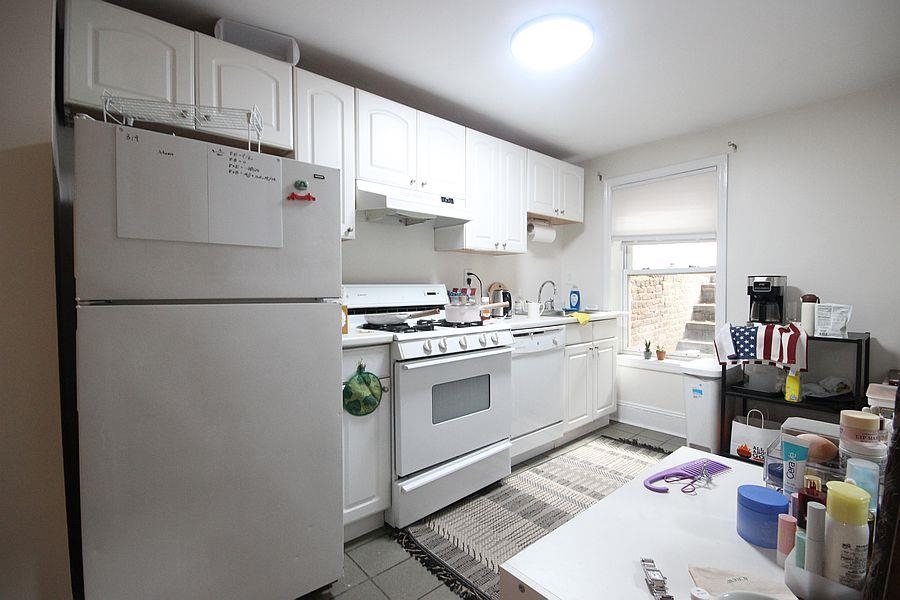 317-319 BLOOMFIELD ST Unit: 1L