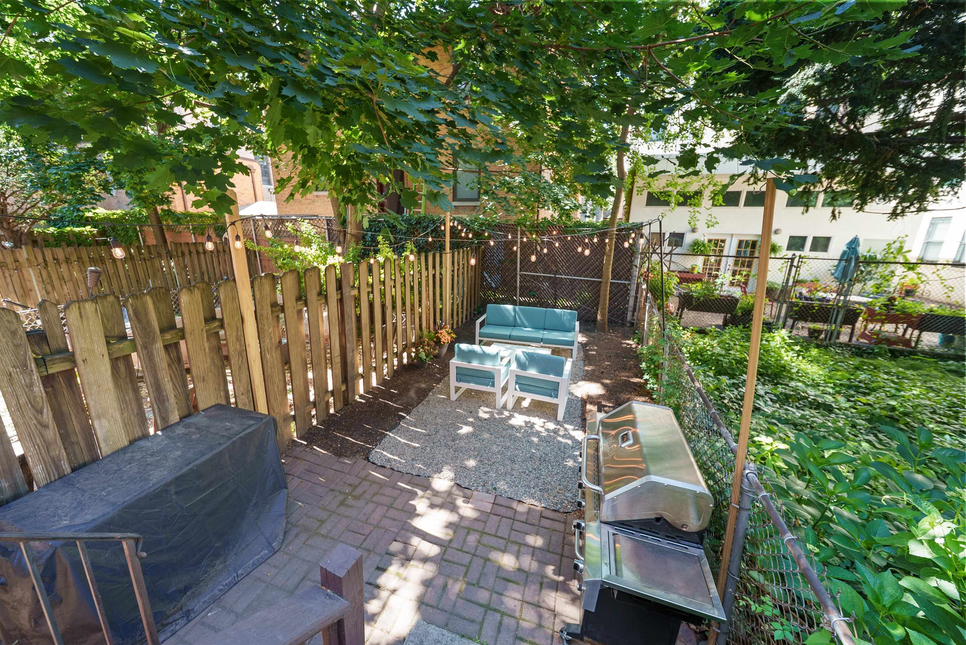 349 7TH ST Unit: 1R
