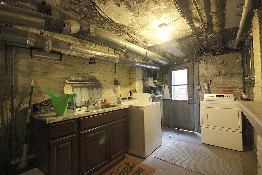 1222 PARK AVE Unit: 2