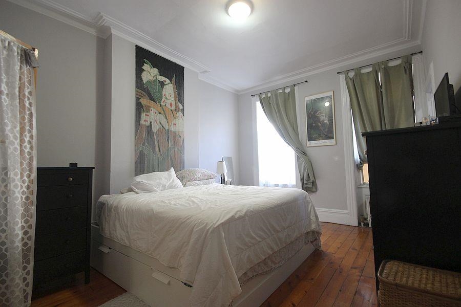 1222 PARK AVE Unit: 2
