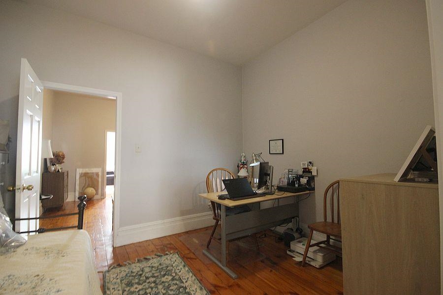 1222 PARK AVE Unit: 2
