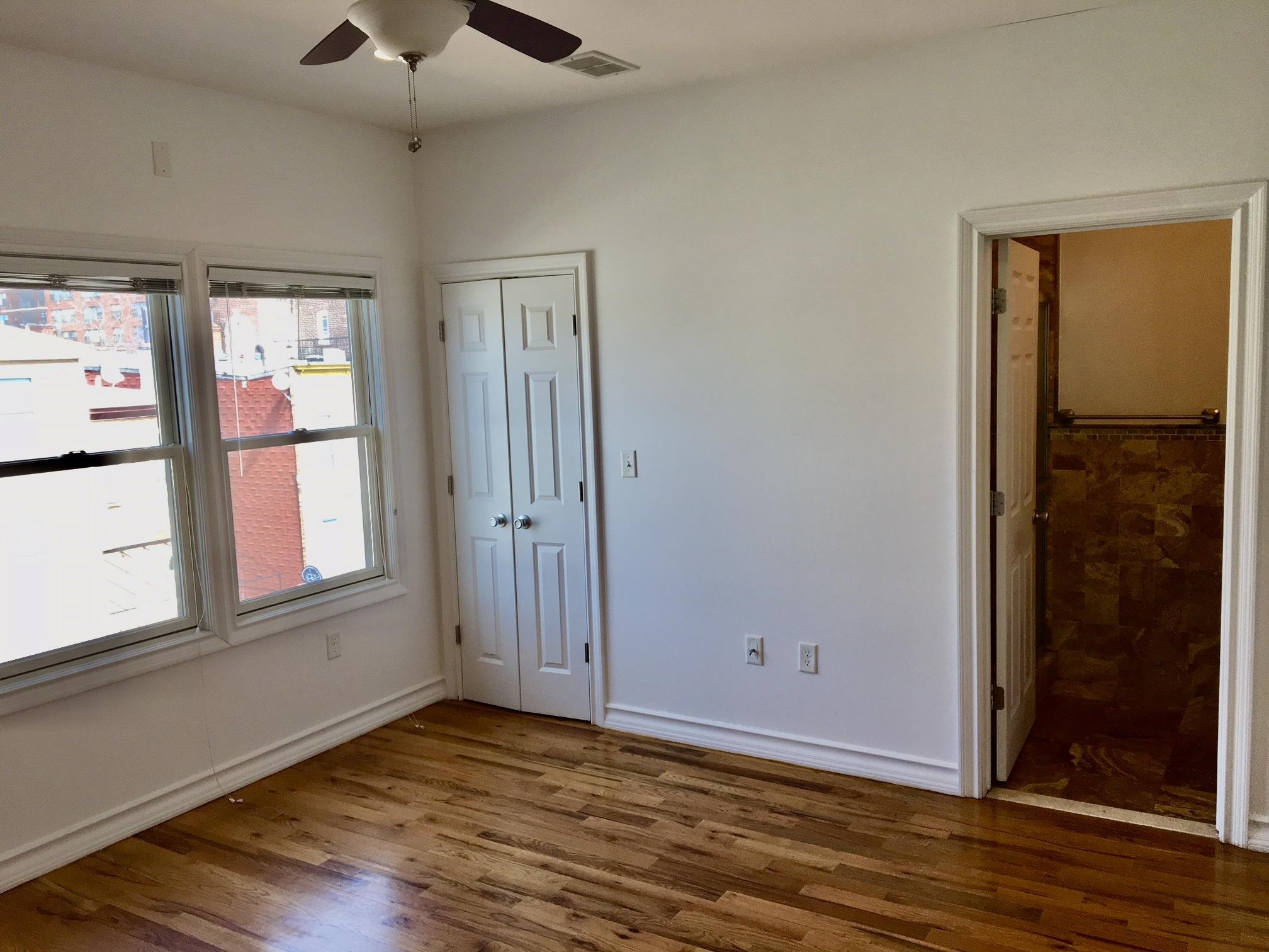 28 LEONARD ST Unit: 2