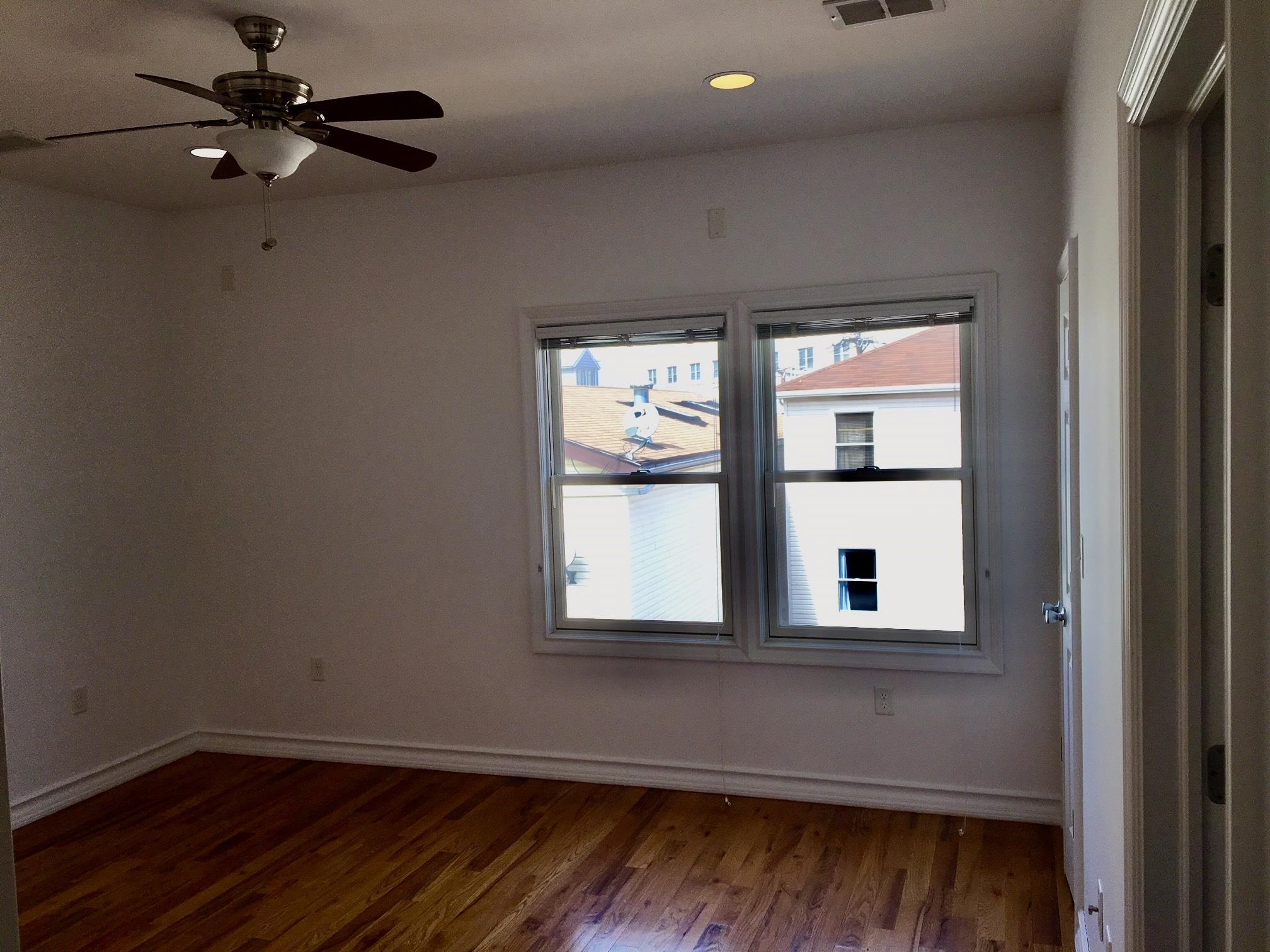 28 LEONARD ST Unit: 2