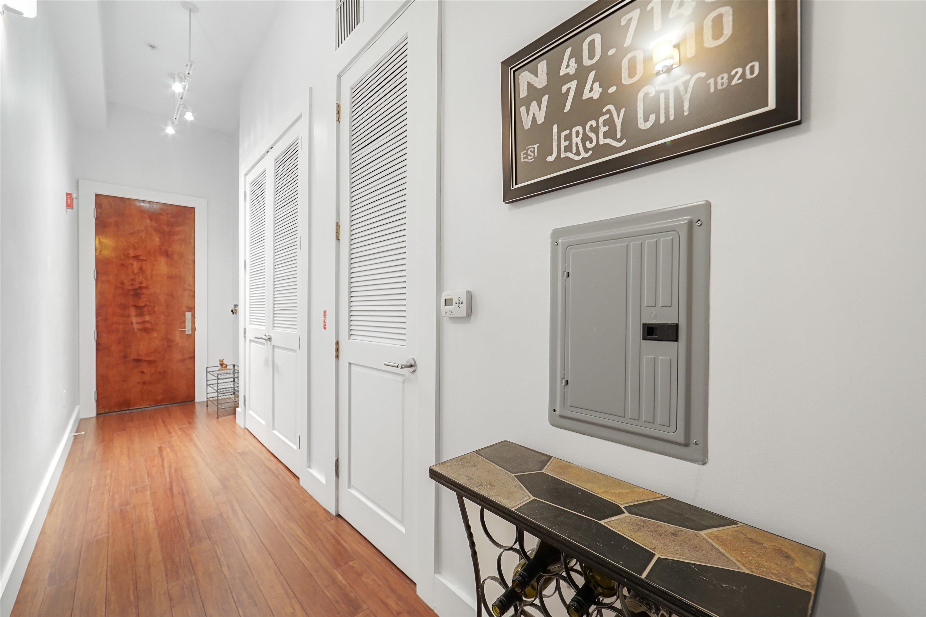 650 MONTGOMERY ST Unit: 403