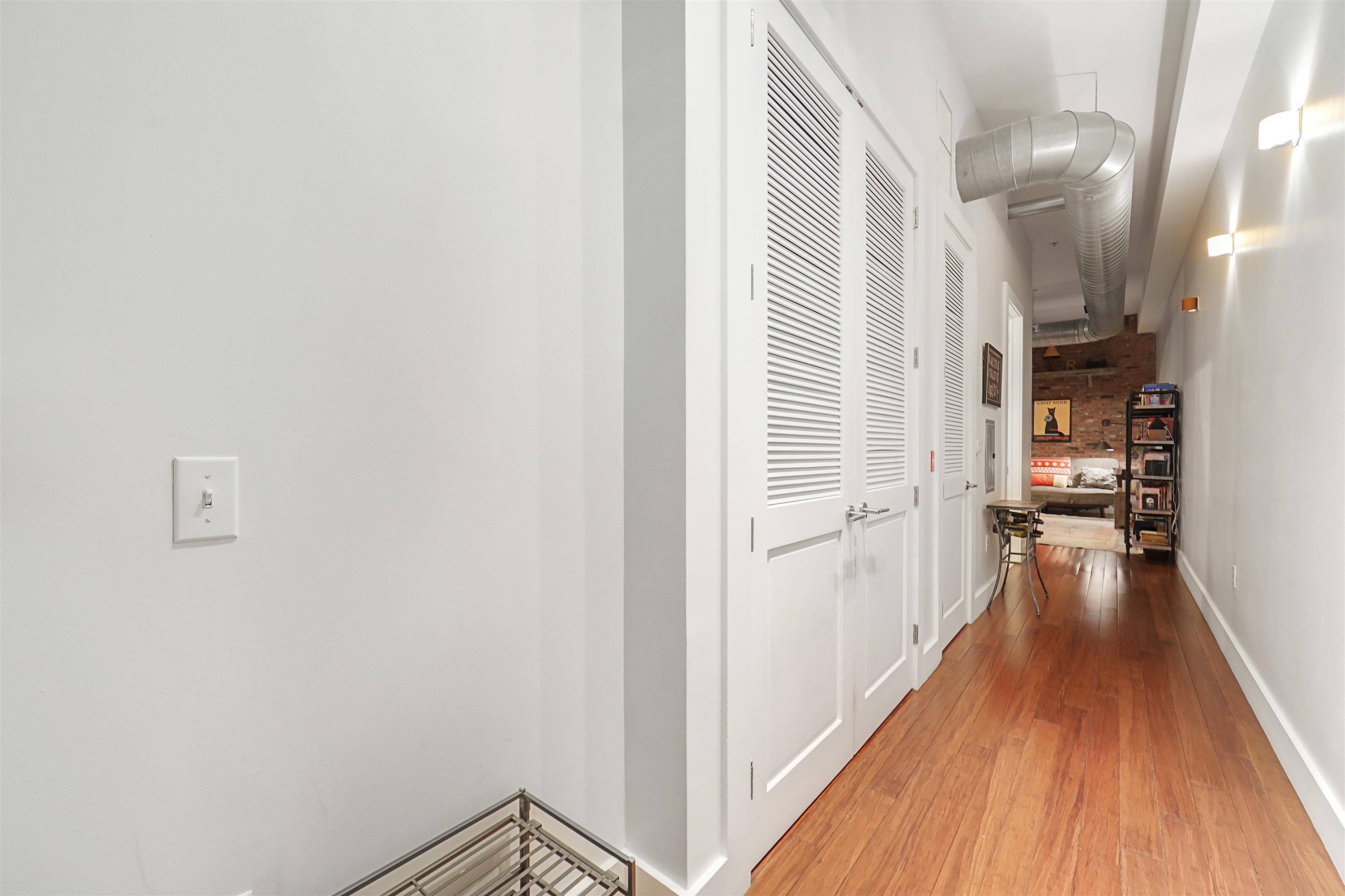 650 MONTGOMERY ST Unit: 403