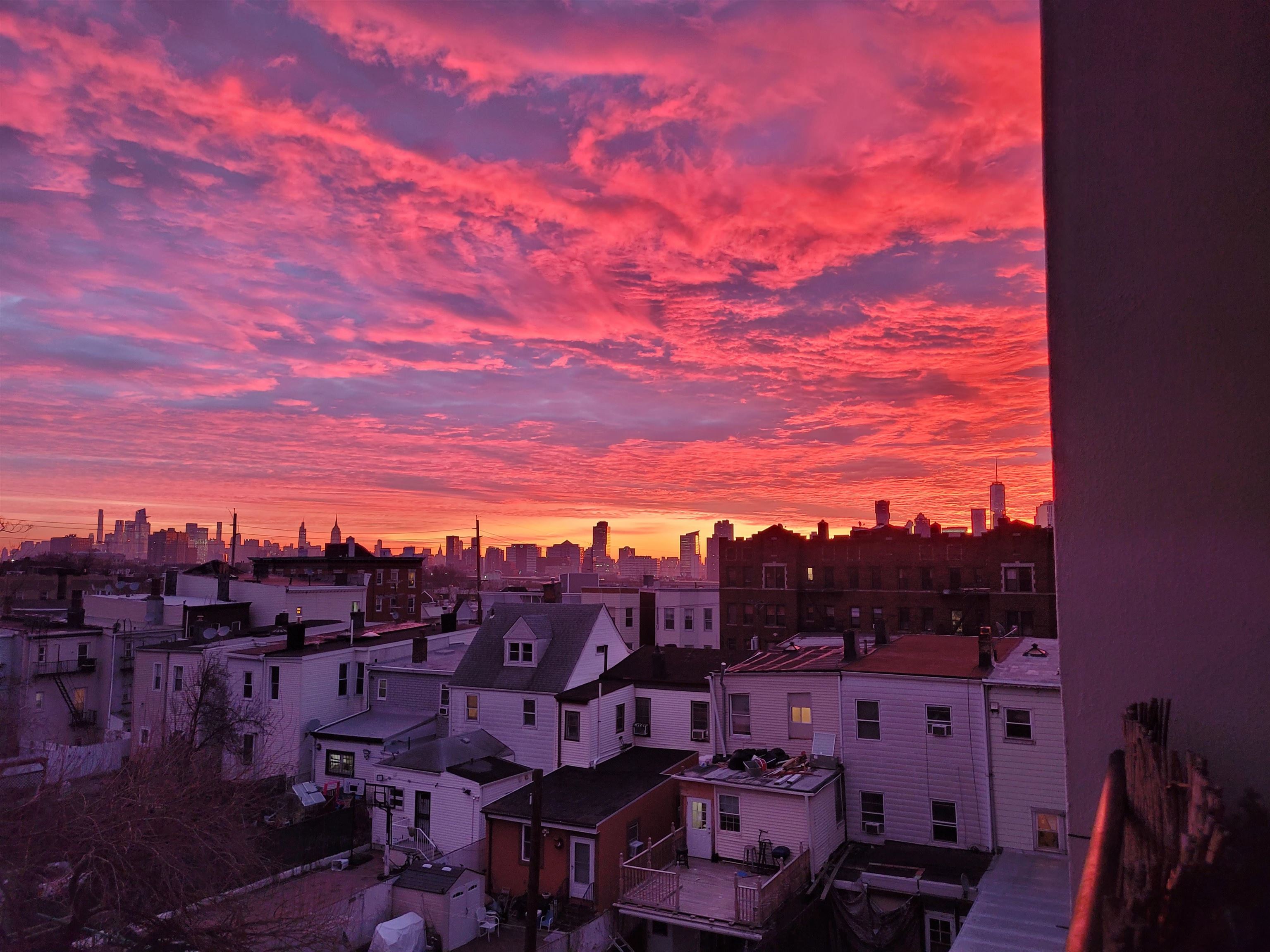 650 MONTGOMERY ST Unit: 403