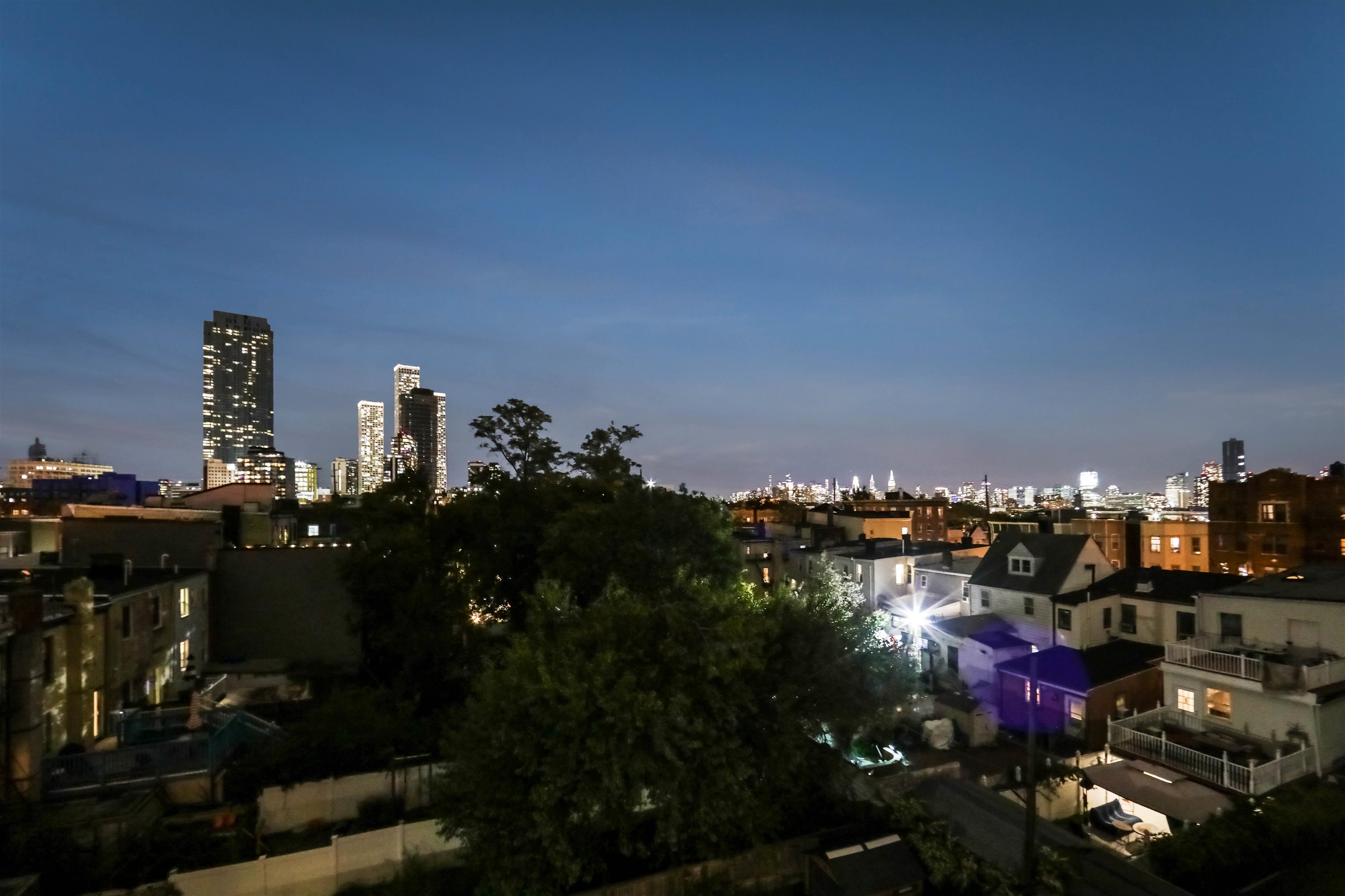 650 MONTGOMERY ST Unit: 403