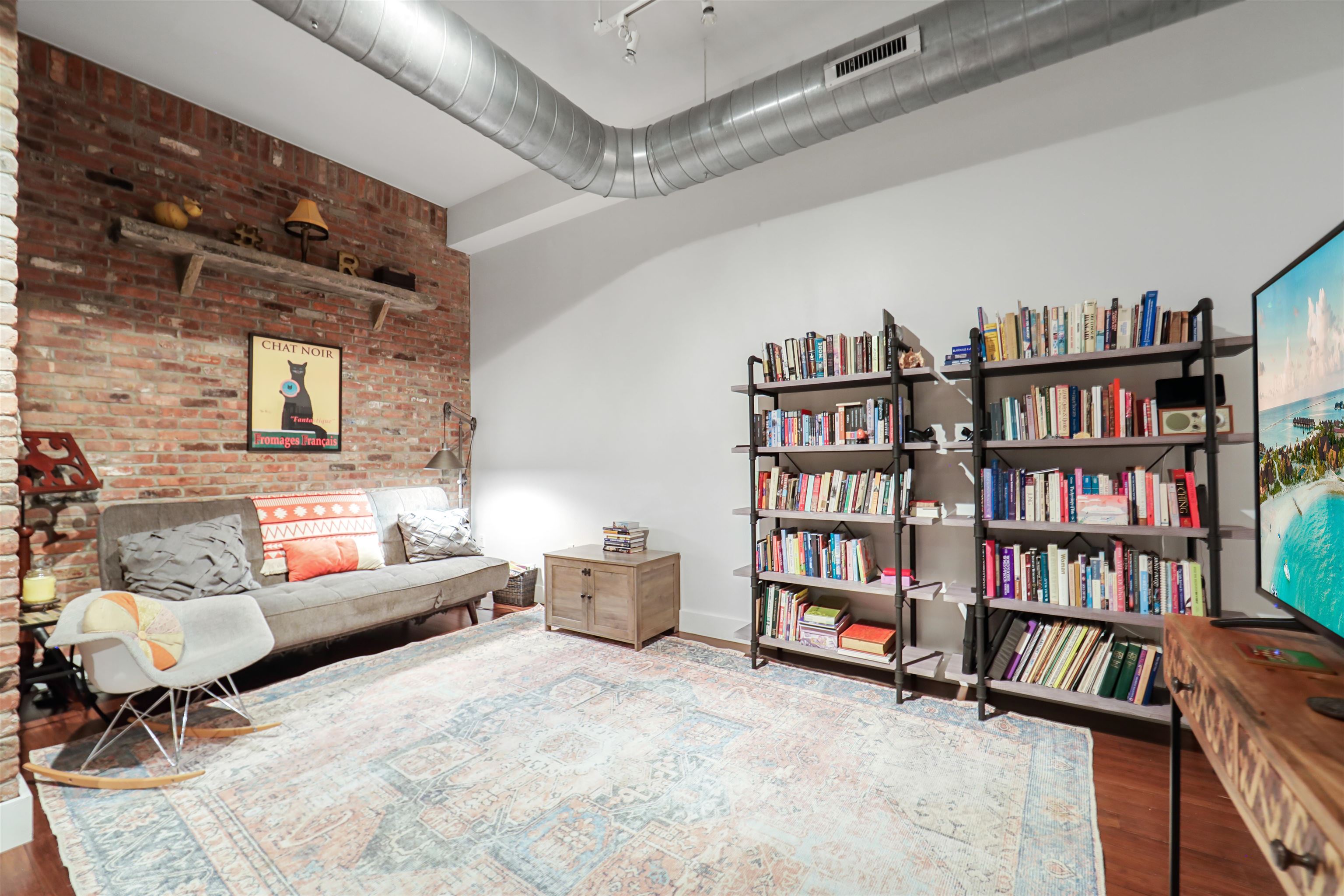 650 MONTGOMERY ST Unit: 403