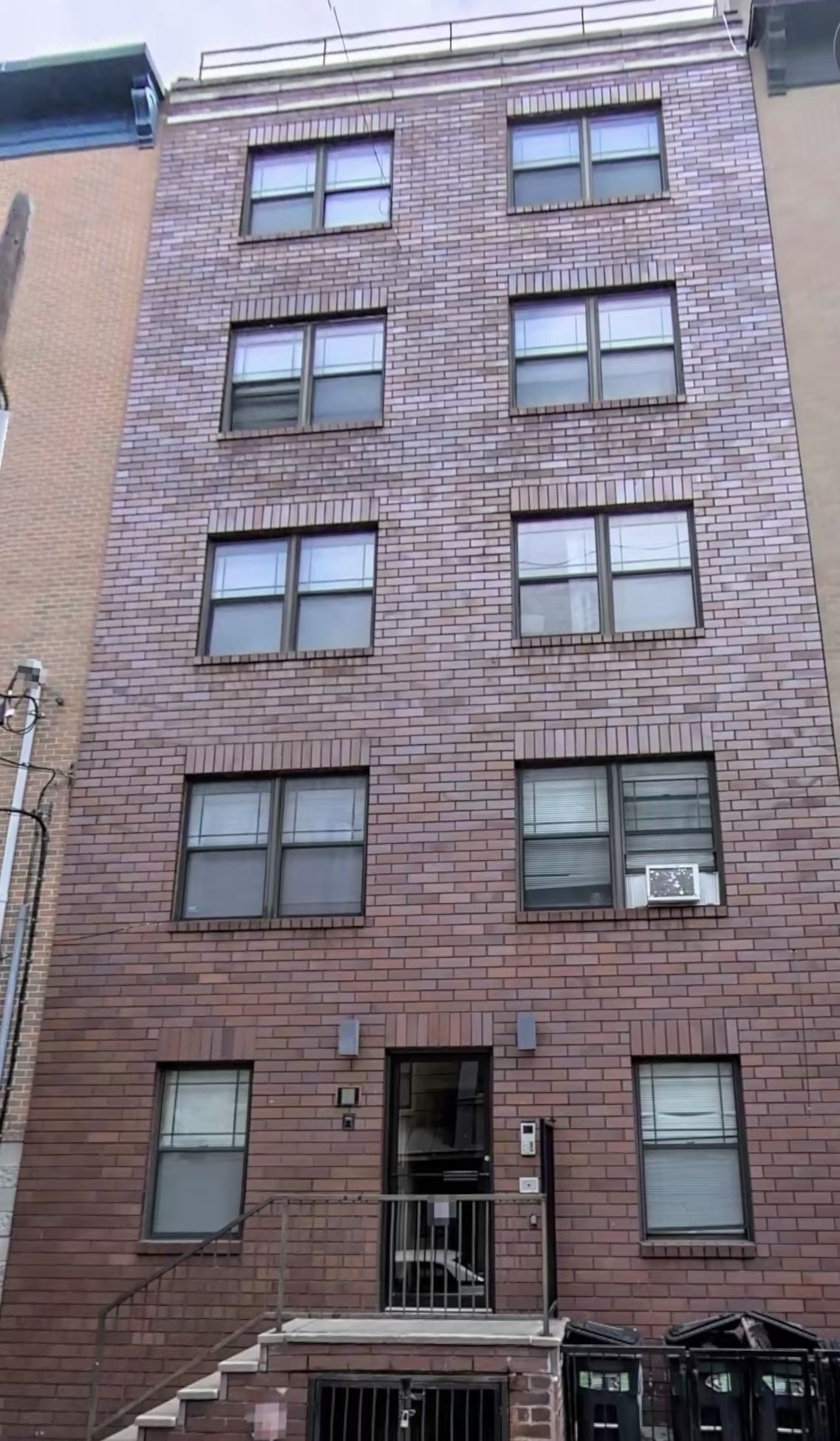 91 MADISON ST Unit: 2