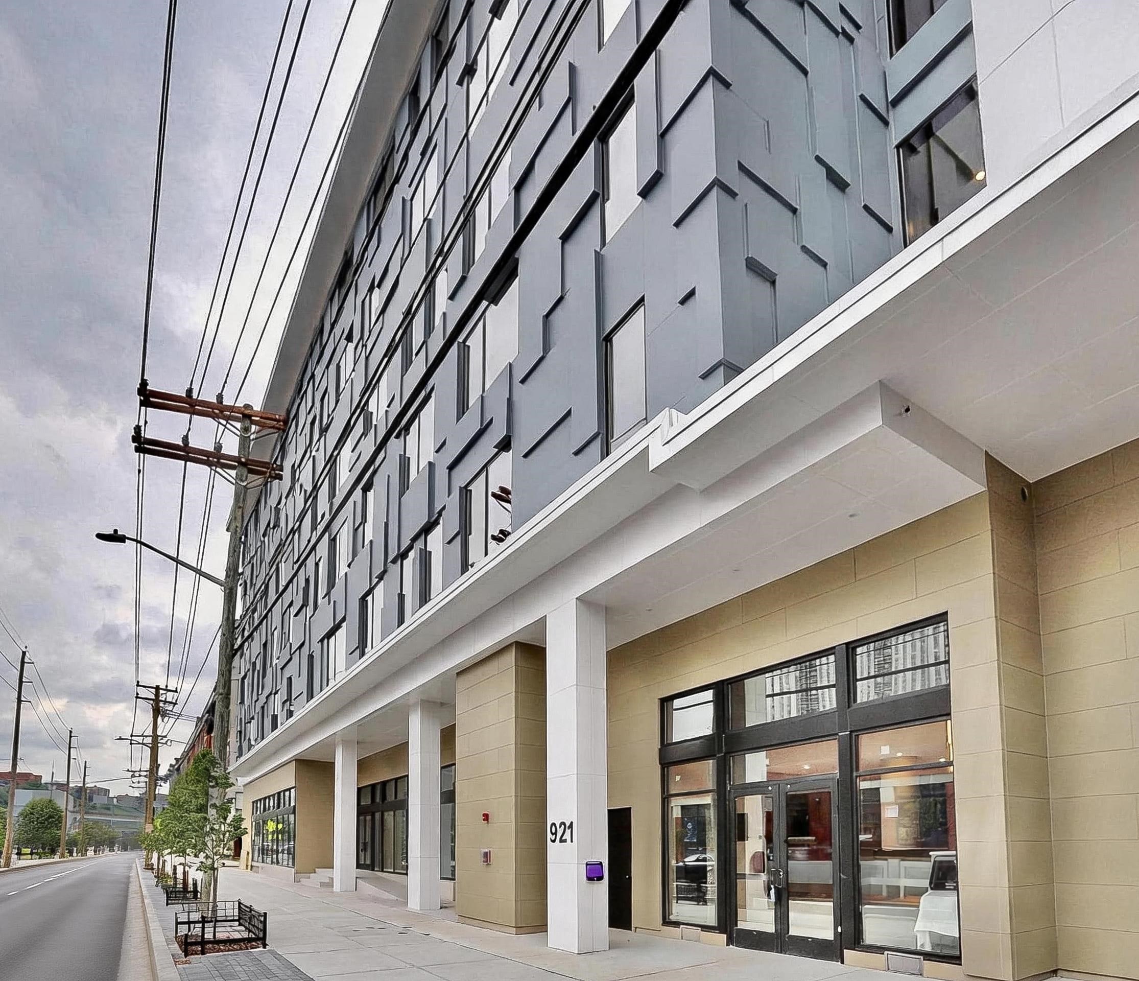 921 MADISON ST Unit: 505