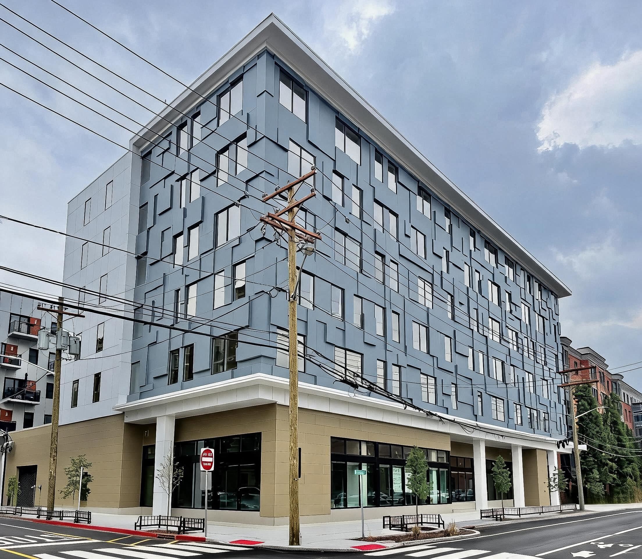 921 MADISON ST Unit: 505