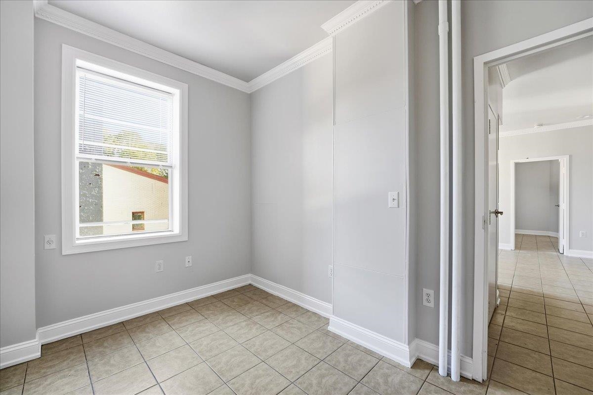 3-5 POTTER PL Unit: 5B