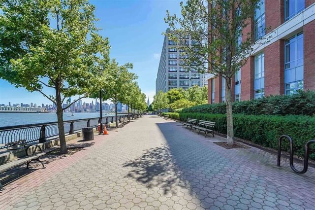1500 GARDEN ST Unit: 2I