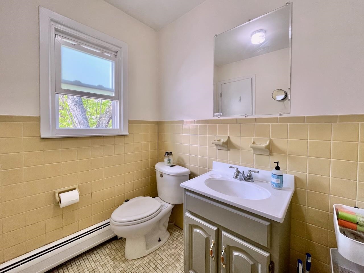 431 MANILA AVE Unit: 3