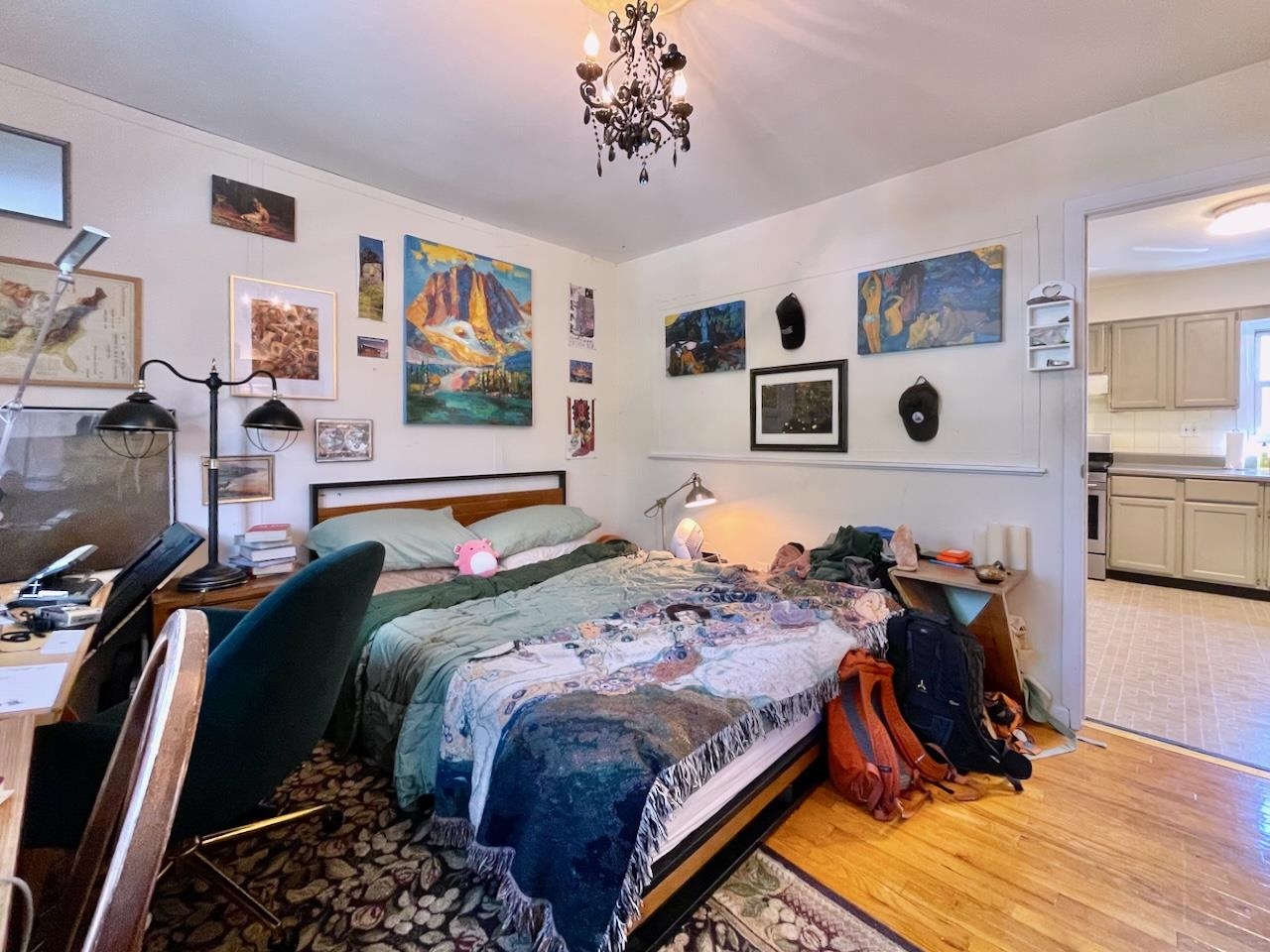 431 MANILA AVE Unit: 3
