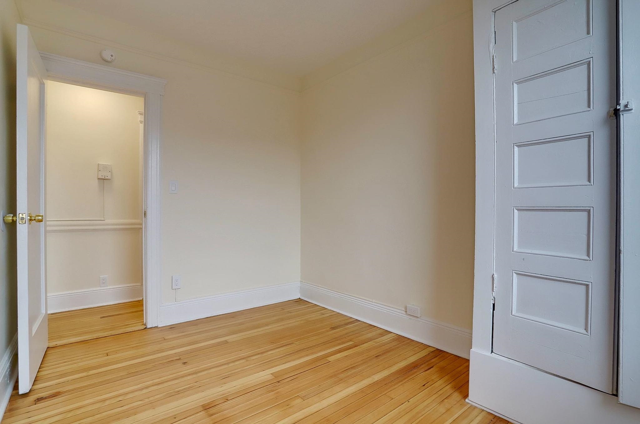 327 8TH ST Unit: 7