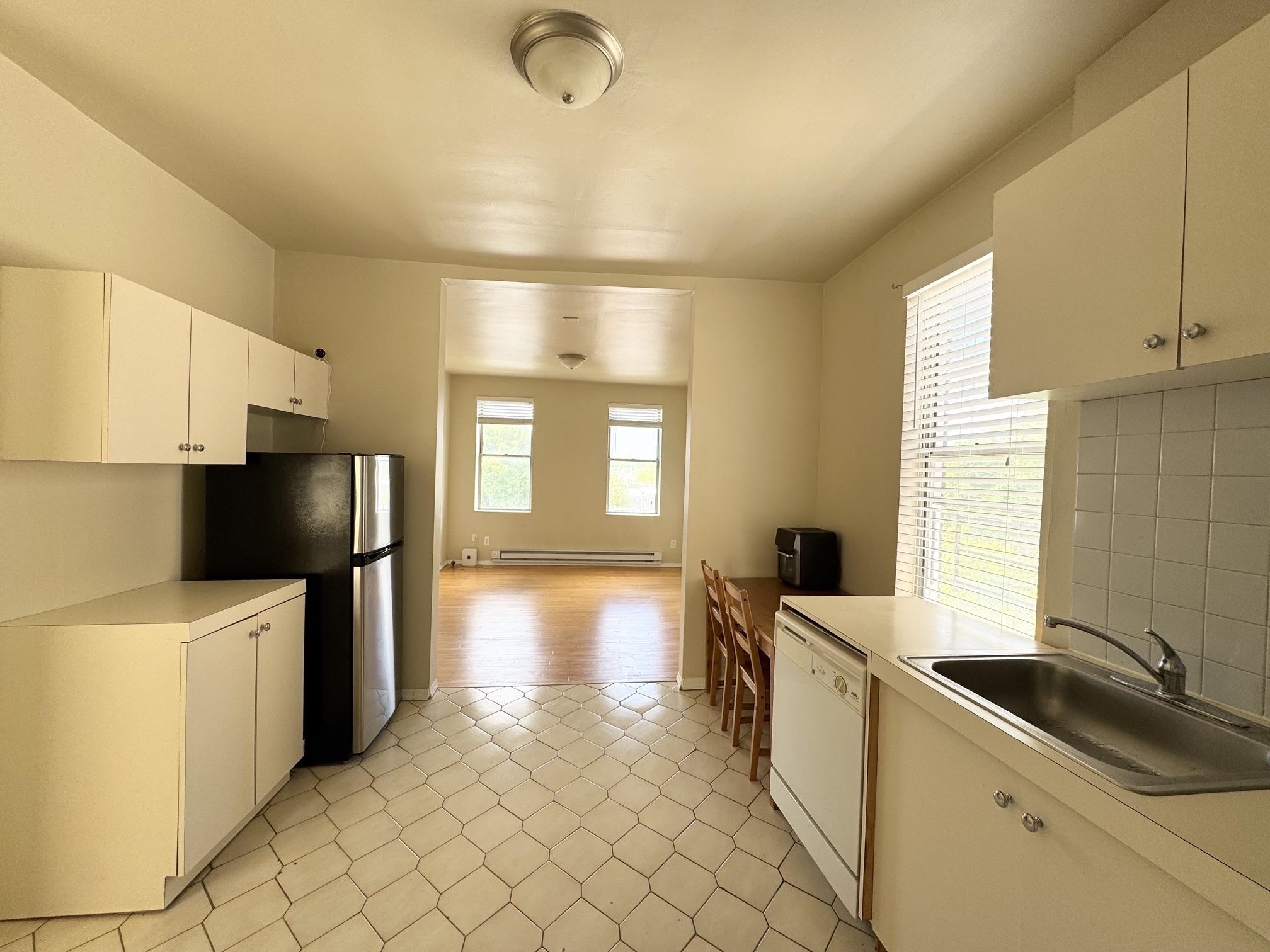 27 66TH ST Unit: #8