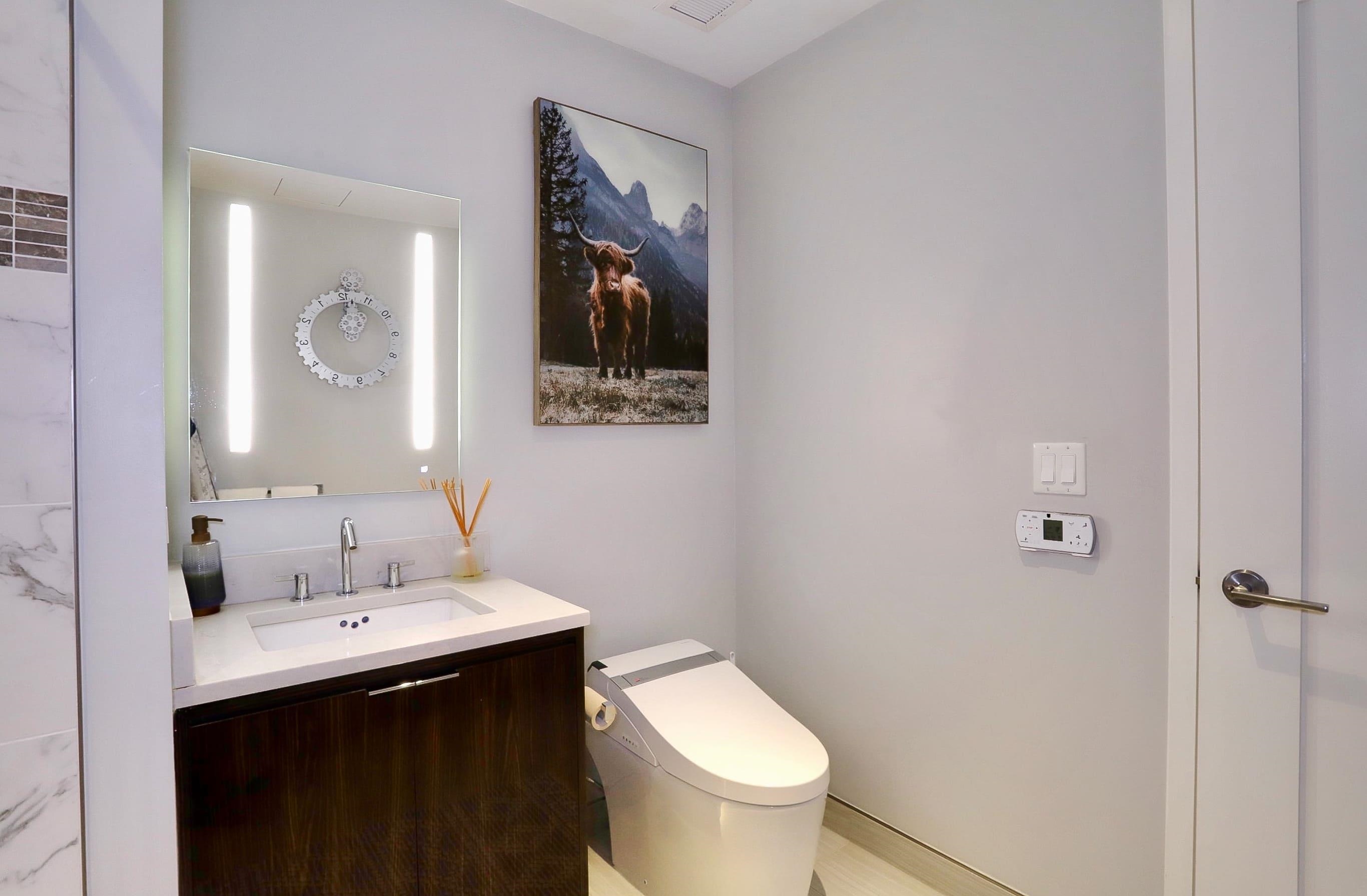800 AVENUE AT PORT IMPERIAL Unit: 425