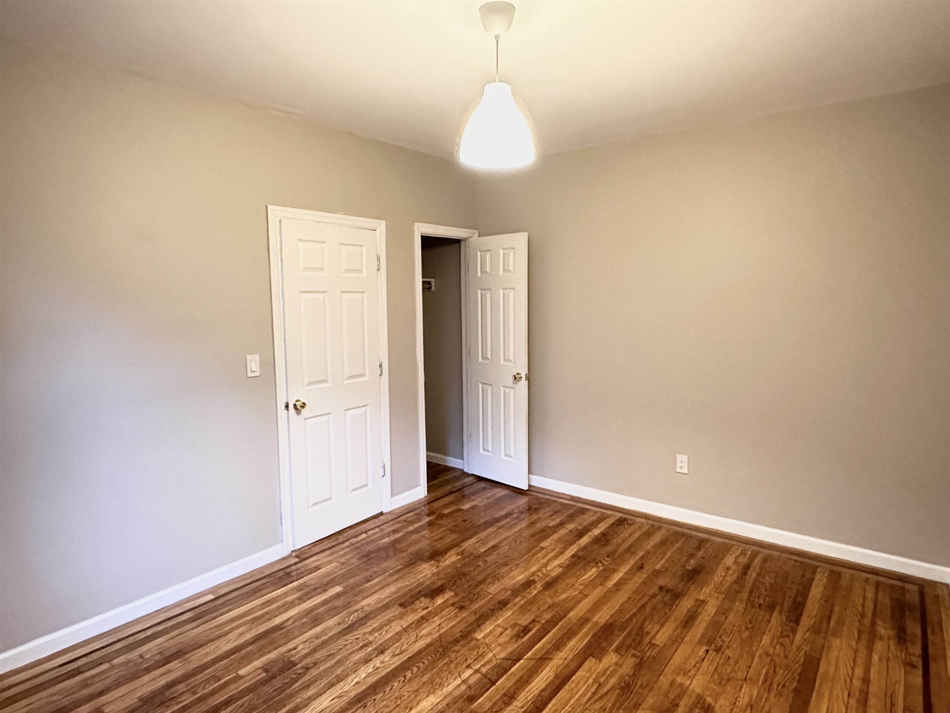 160 VROOM ST Unit: 6