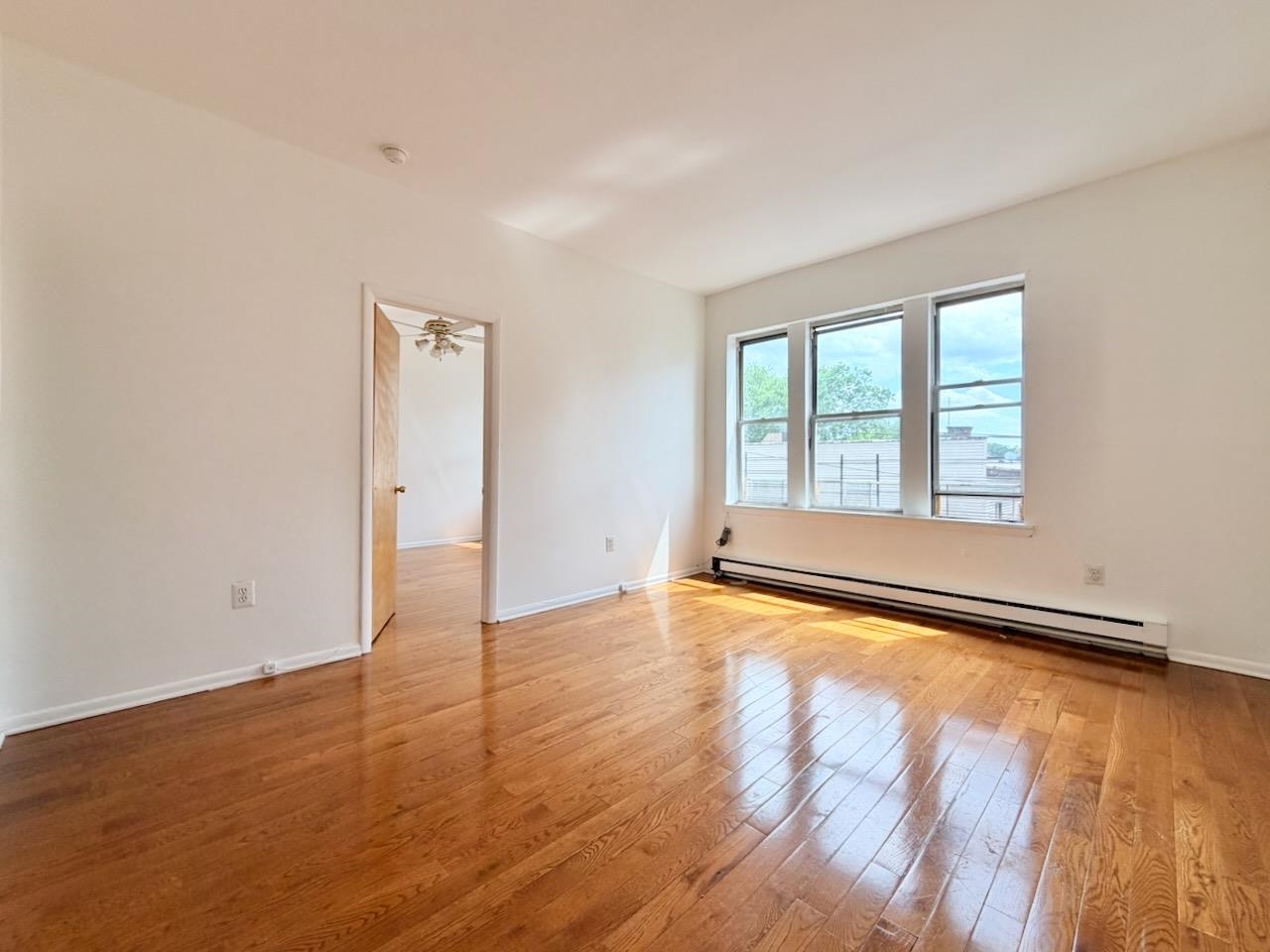 192 CLINTON AVE Unit: 3H