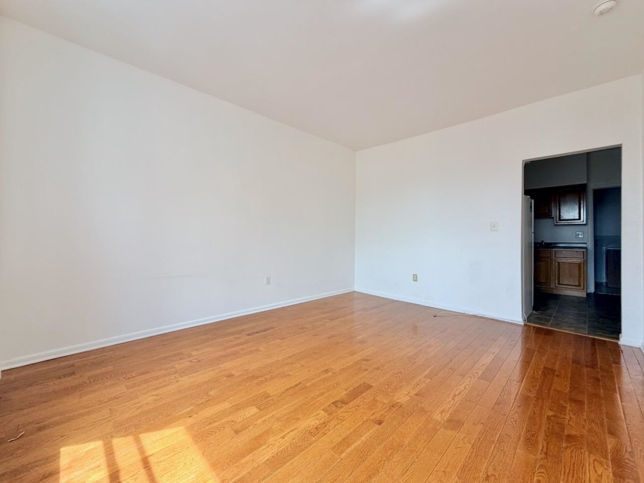 192 CLINTON AVE Unit: 3H