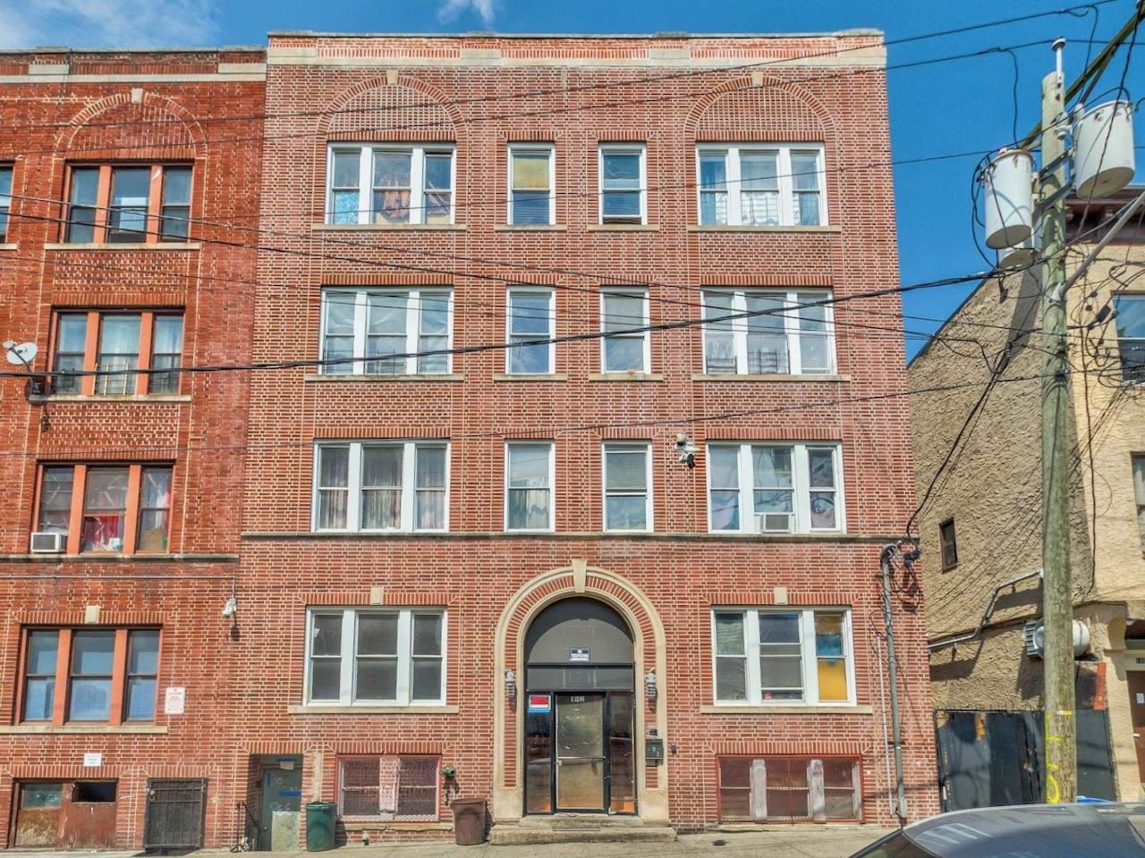 192 CLINTON AVE Unit: 3H