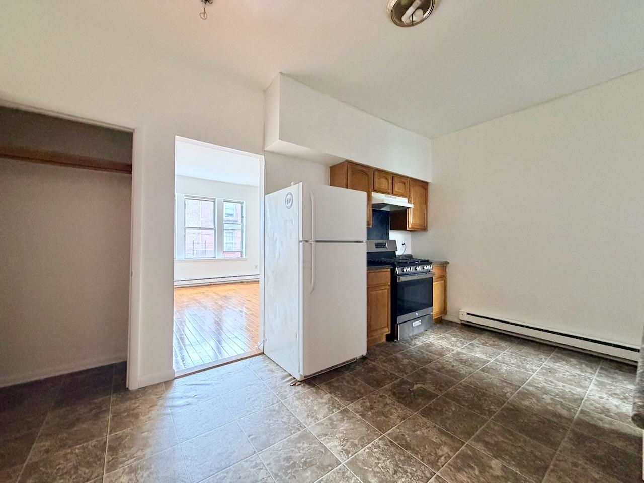192 CLINTON AVE Unit: 3H