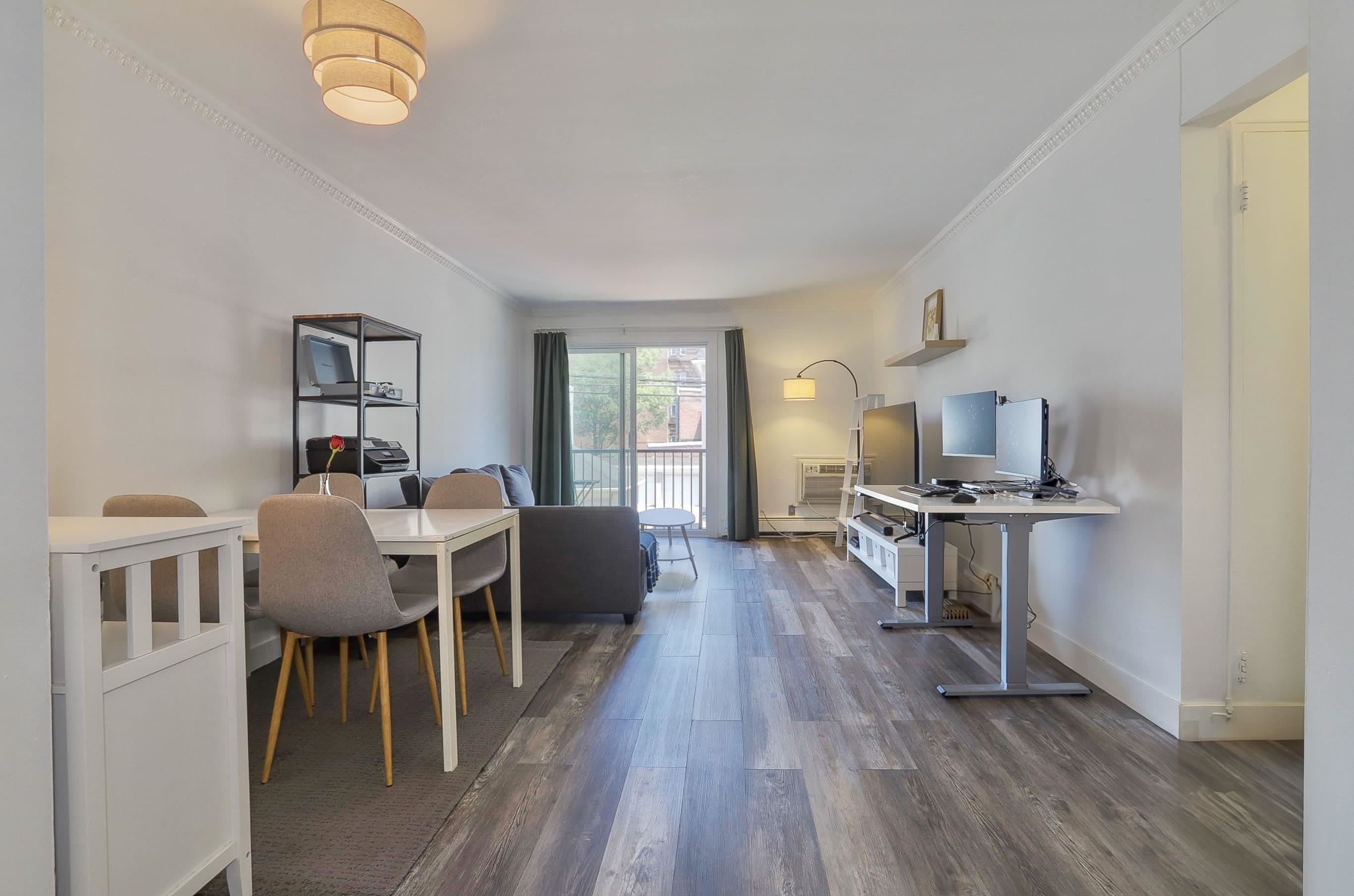 7117 PARK AVE Unit: B5