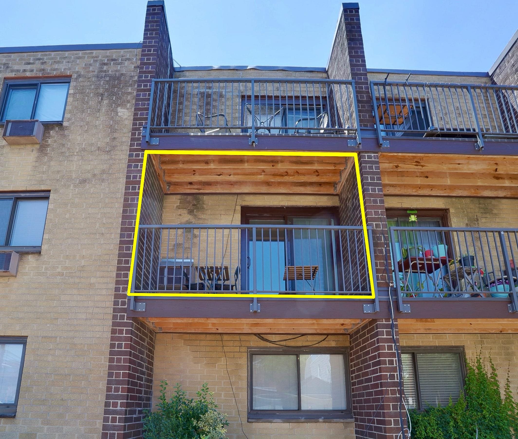 7117 PARK AVE Unit: B5