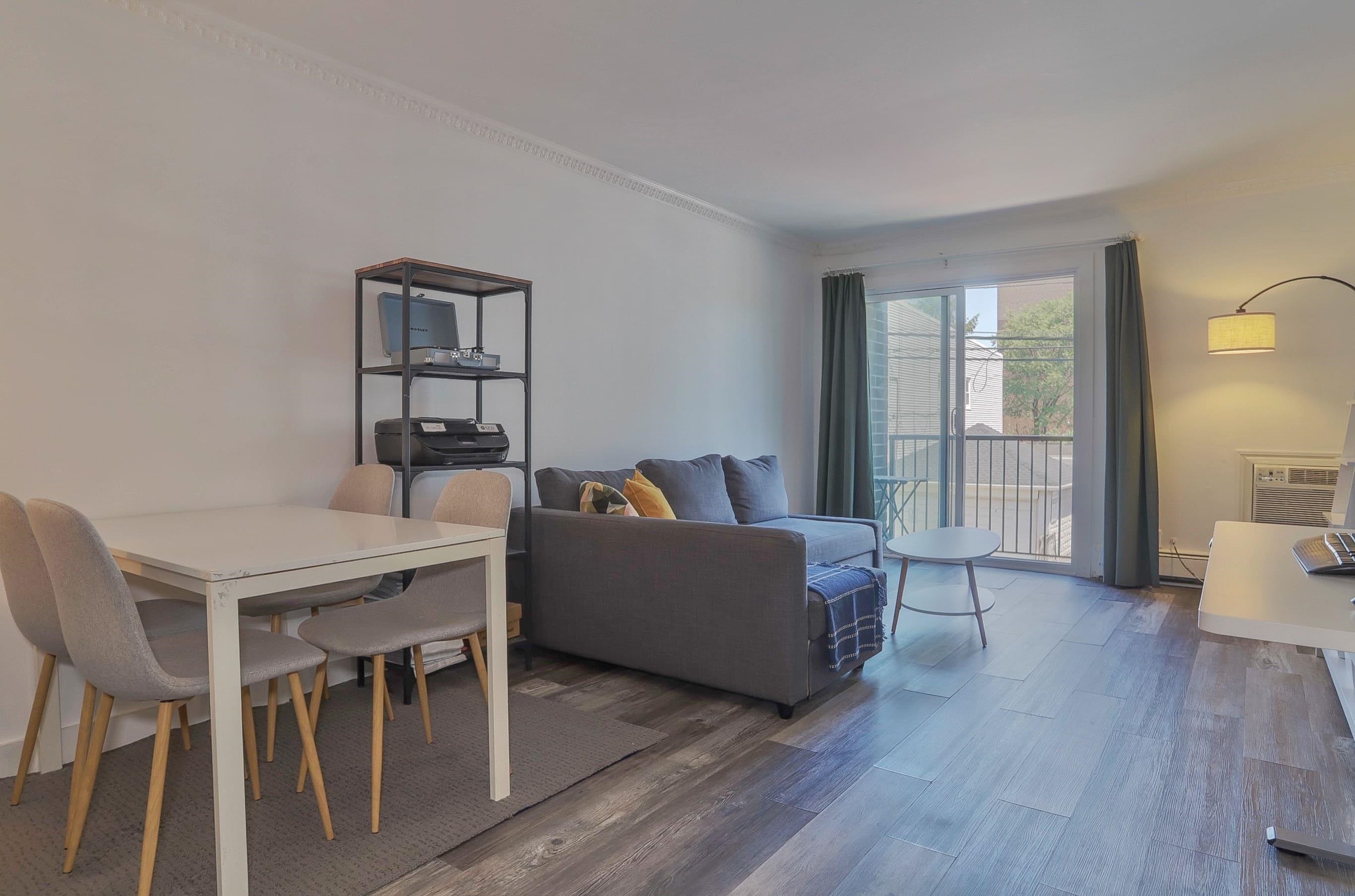 7117 PARK AVE Unit: B5
