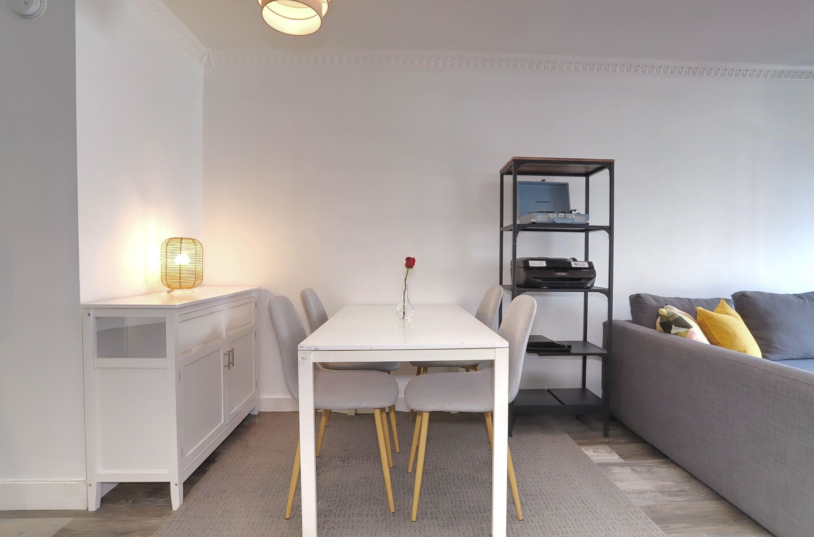 7117 PARK AVE Unit: B5