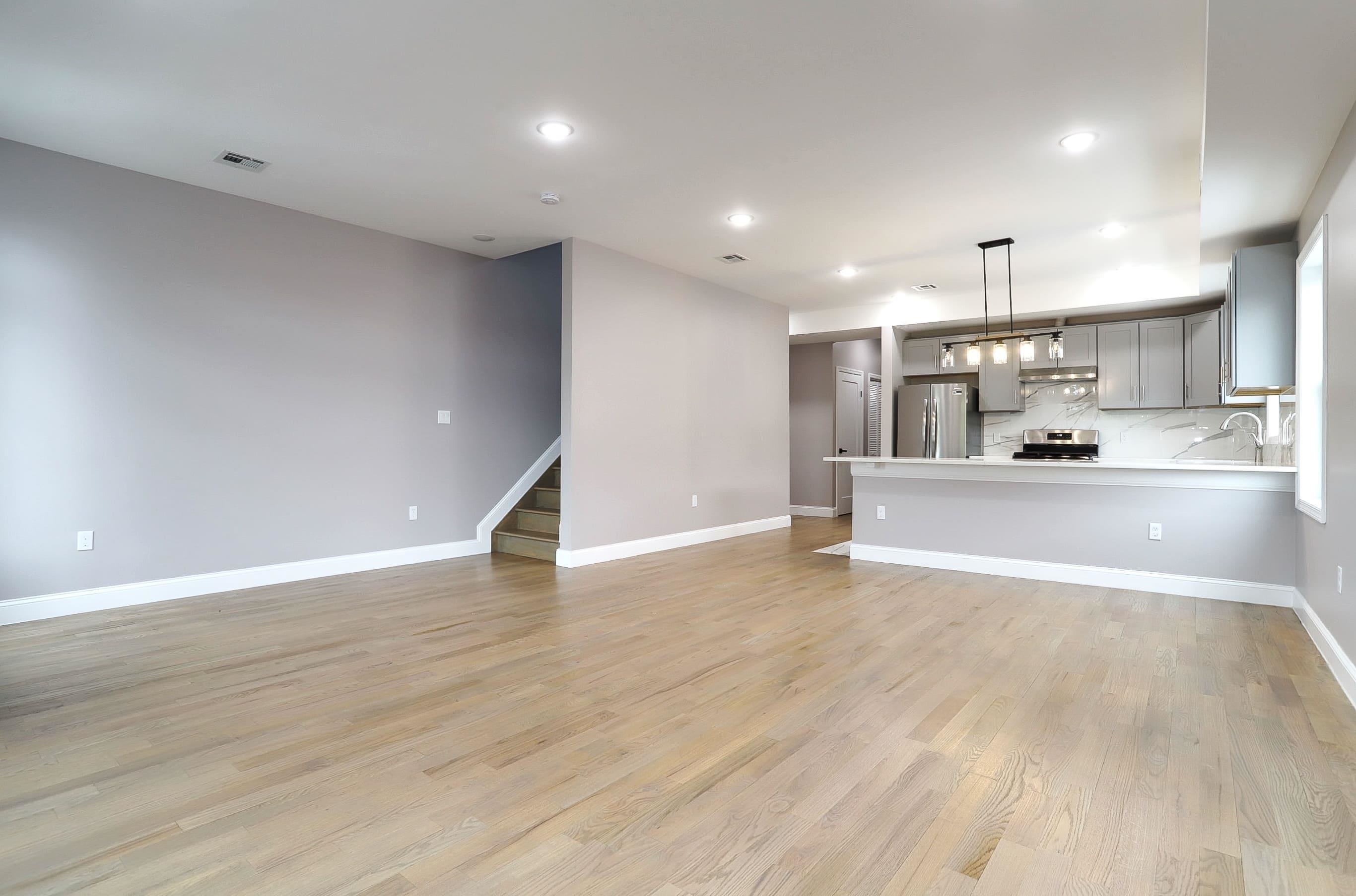 362 VIRGINIA AVE Unit: 2