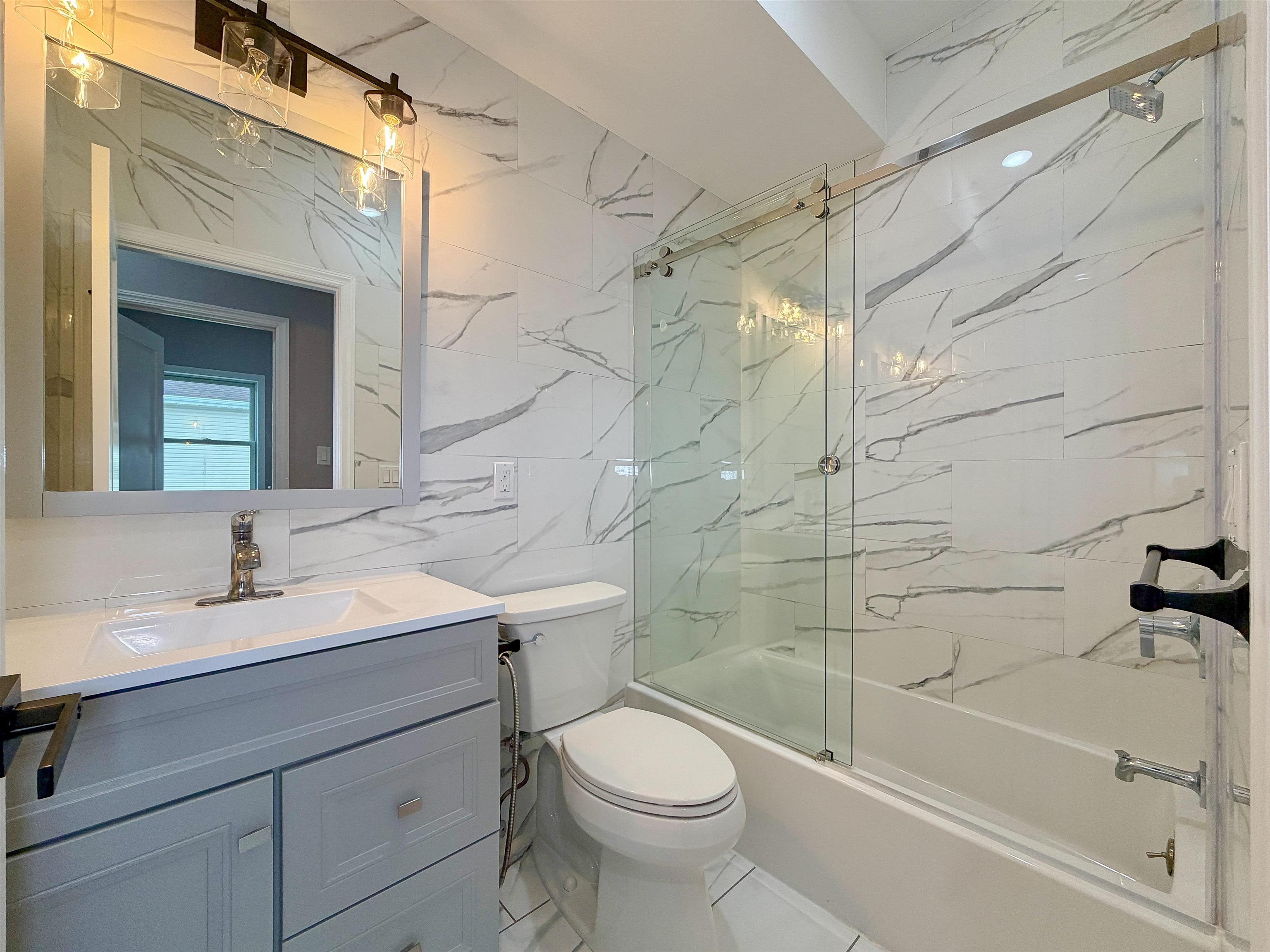 362 VIRGINIA AVE Unit: 2