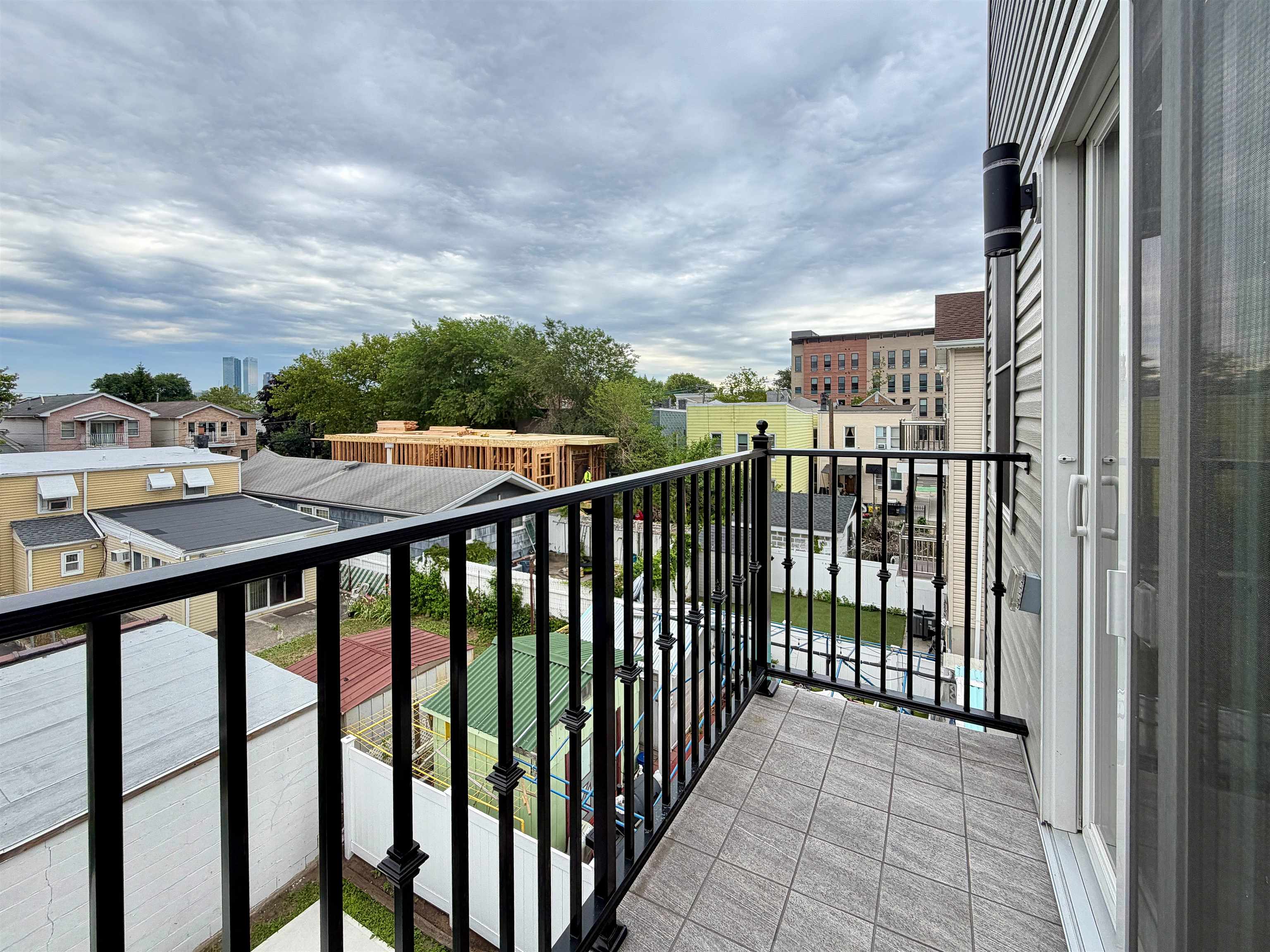 362 VIRGINIA AVE Unit: 2